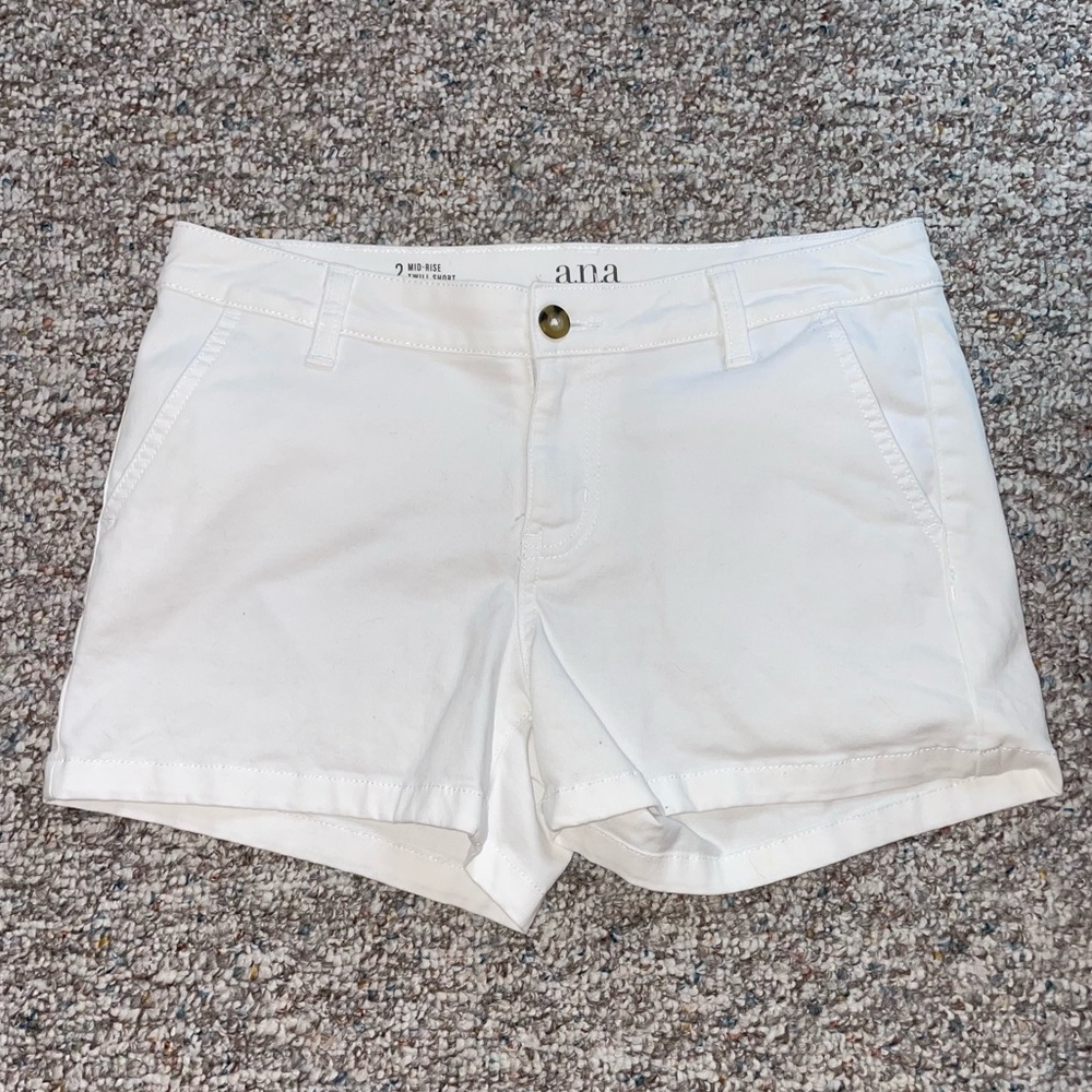 a.n.a white shorts